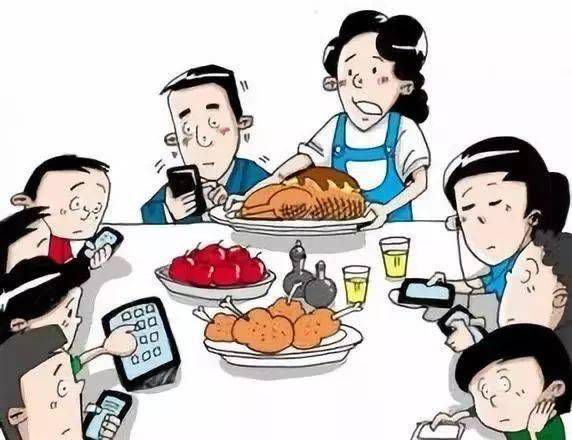 团圆饭桌上的幸福时光
